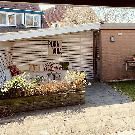 Pura Vida - Sfeervol Met 3 Slaapkamers En Zonnige Tuin *