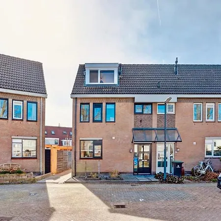 Pura Vida - Sfeervol Met 3 Slaapkamers En Zonnige Tuin