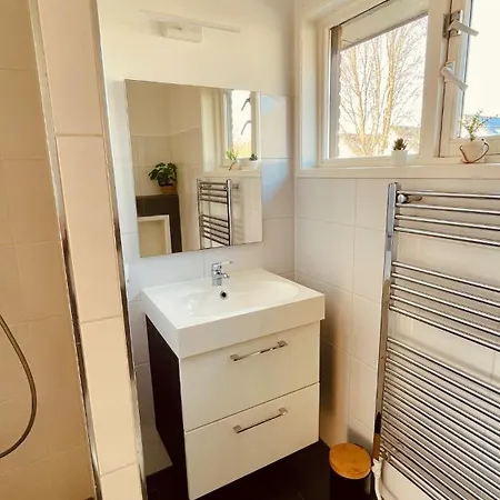 Pura Vida - Sfeervol Met 3 Slaapkamers En Zonnige Tuin كورينْخيم